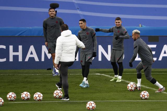 奥运-中国女篮不敌塞尔维亚遭两连败 韩旭11+7